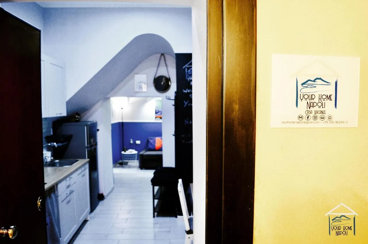 Your Home Napoli 0*, Nápoles
